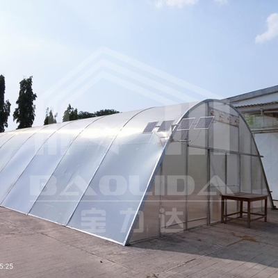 Serre à séchoir en polycarbonate protégé contre les UV avec cadre en acier galvanisé à chaud