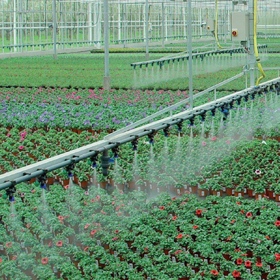 Usines agricoles de ferme élevant le système d'irrigation automatique de serre chaude
